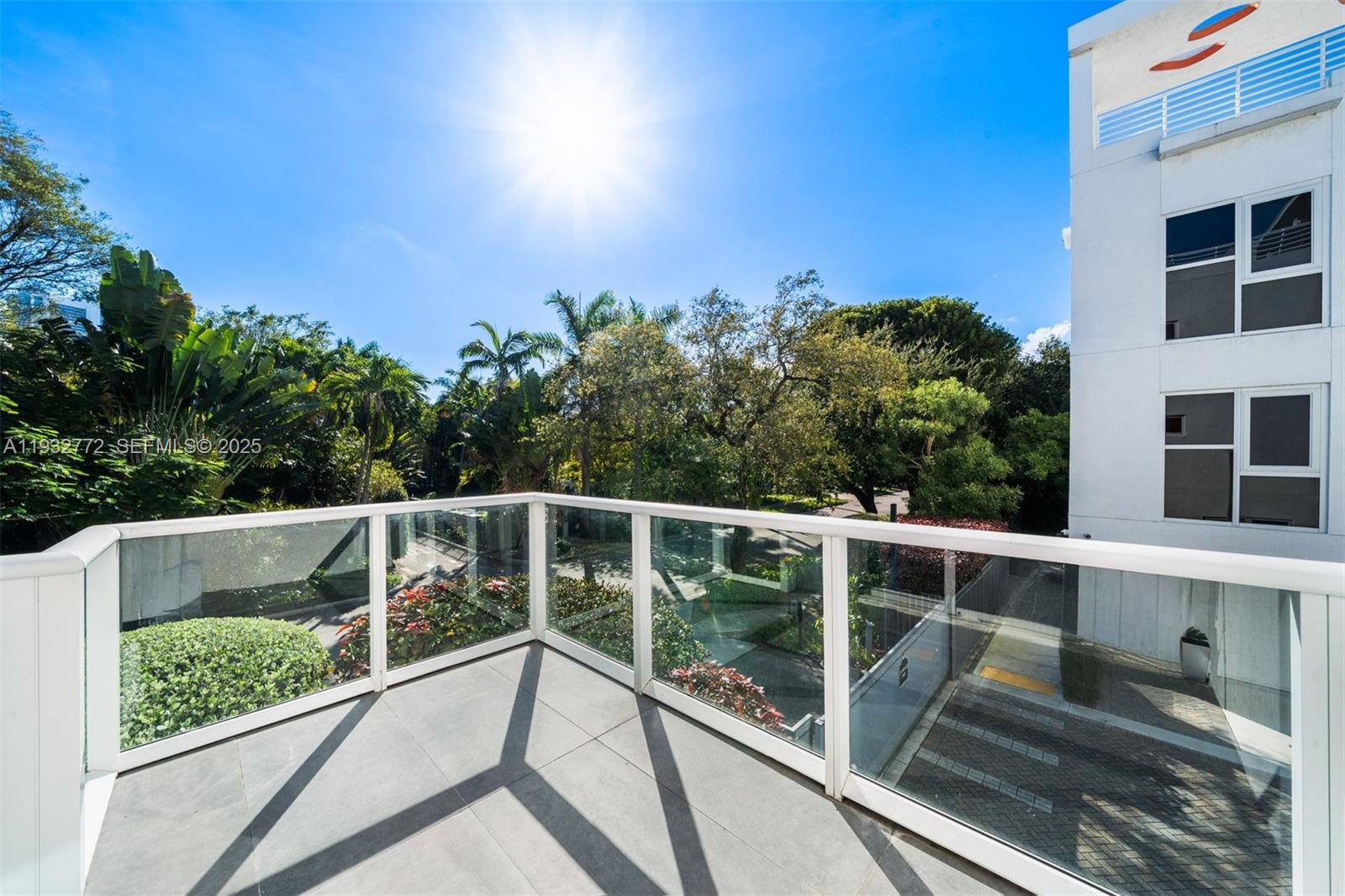 455 NE 39th St #202 Miami, FL 33137