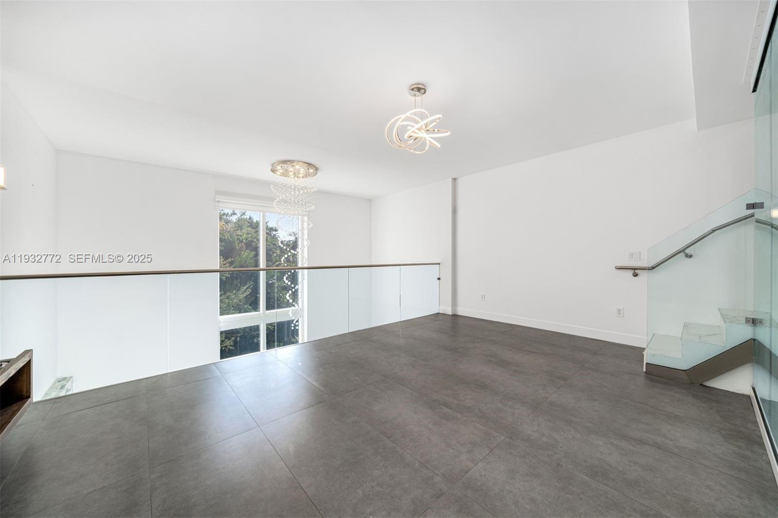 455 NE 39th St #202 Miami, FL 33137