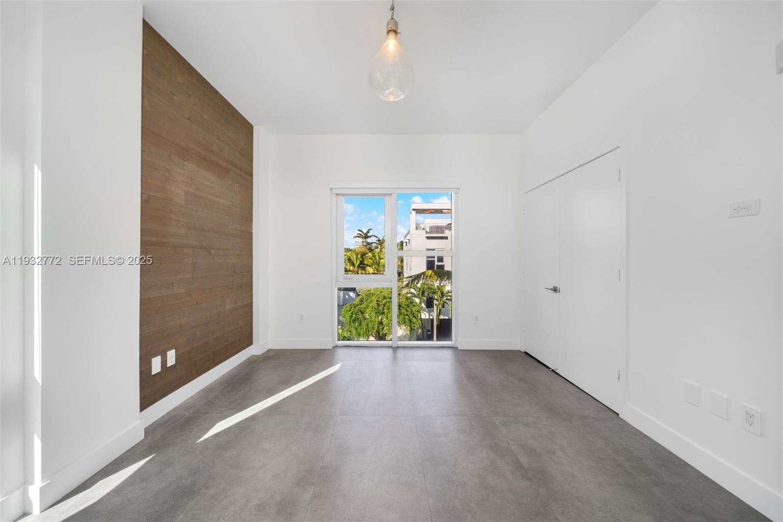 455 NE 39th St #202 Miami, FL 33137