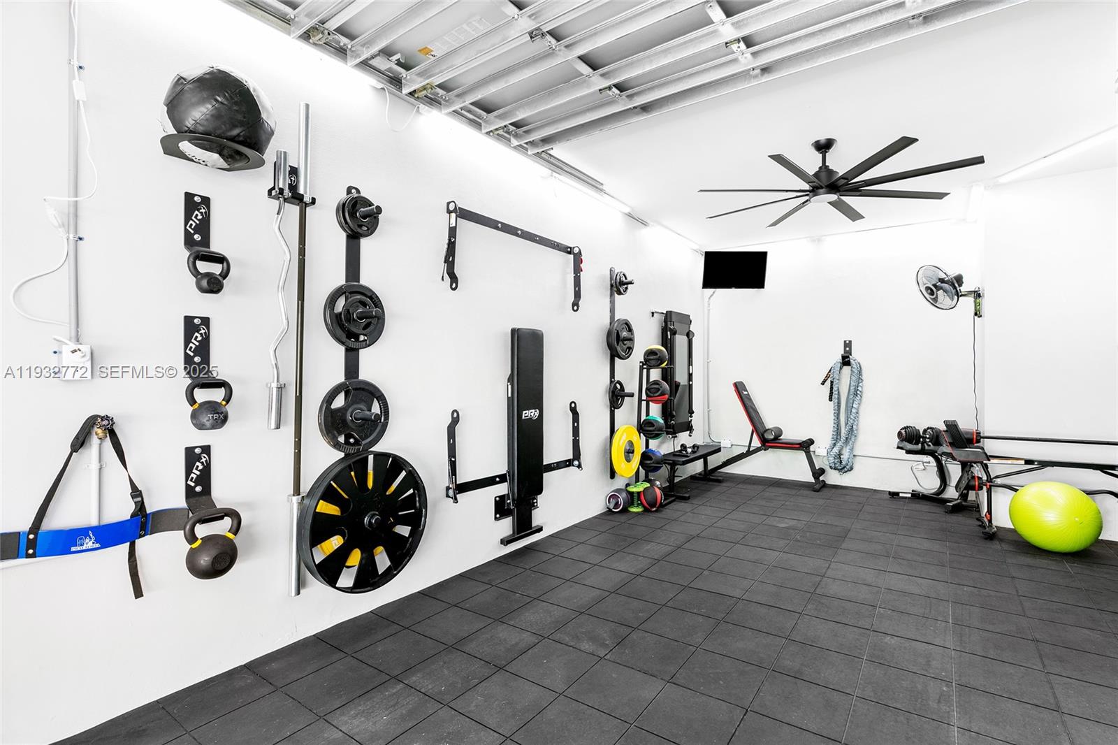 455 NE 39th St #202 Miami, FL 33137