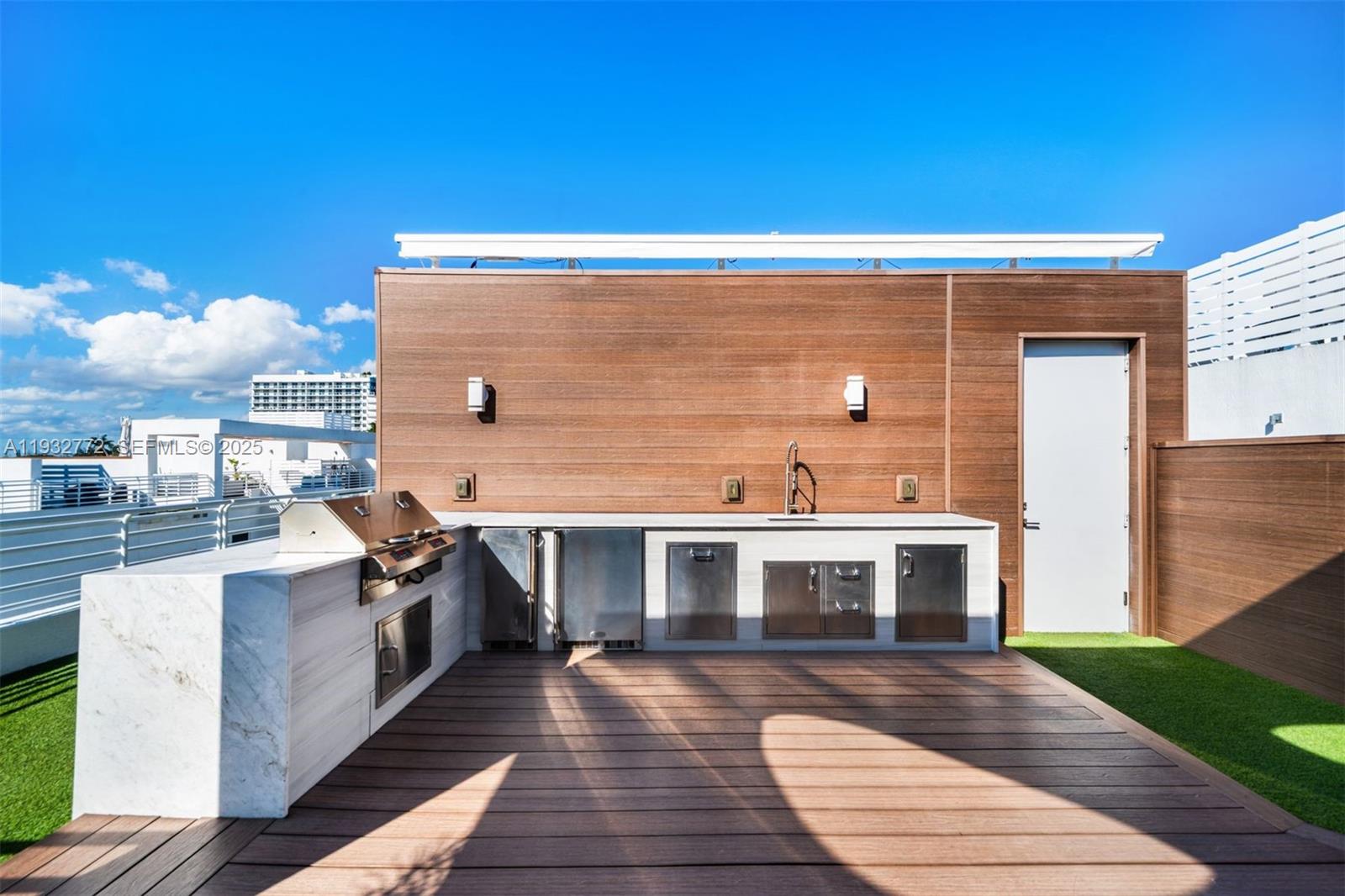 455 NE 39th St #202 Miami, FL 33137