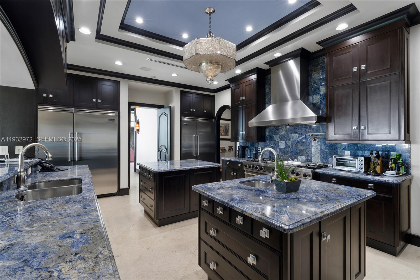 10330 W Broadview Dr Bay Harbor Islands, FL 33154