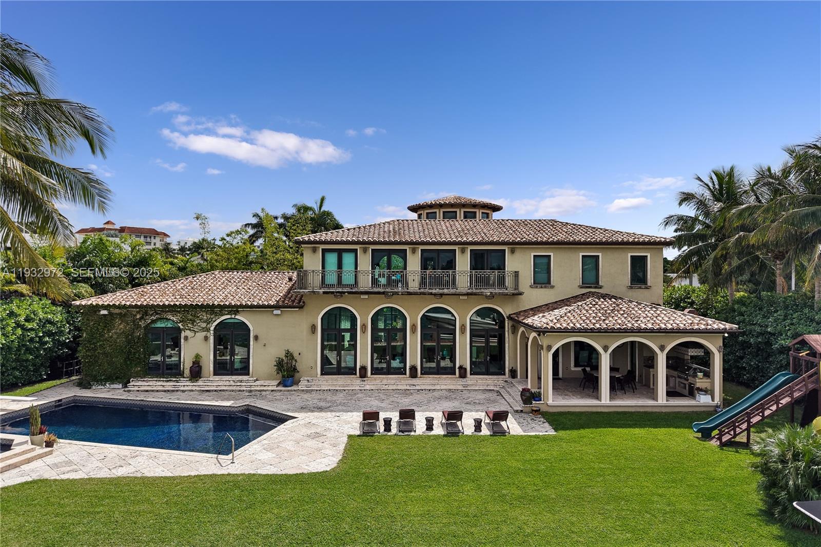 10330 W Broadview Dr Bay Harbor Islands, FL 33154