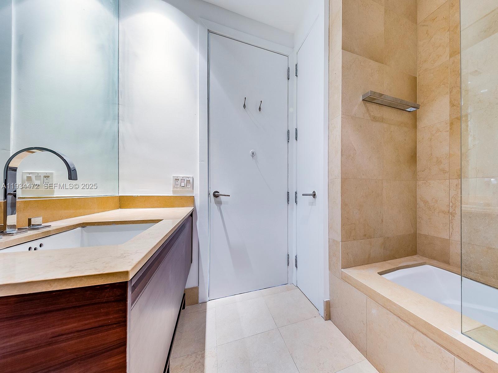 image Apogee South Beach16