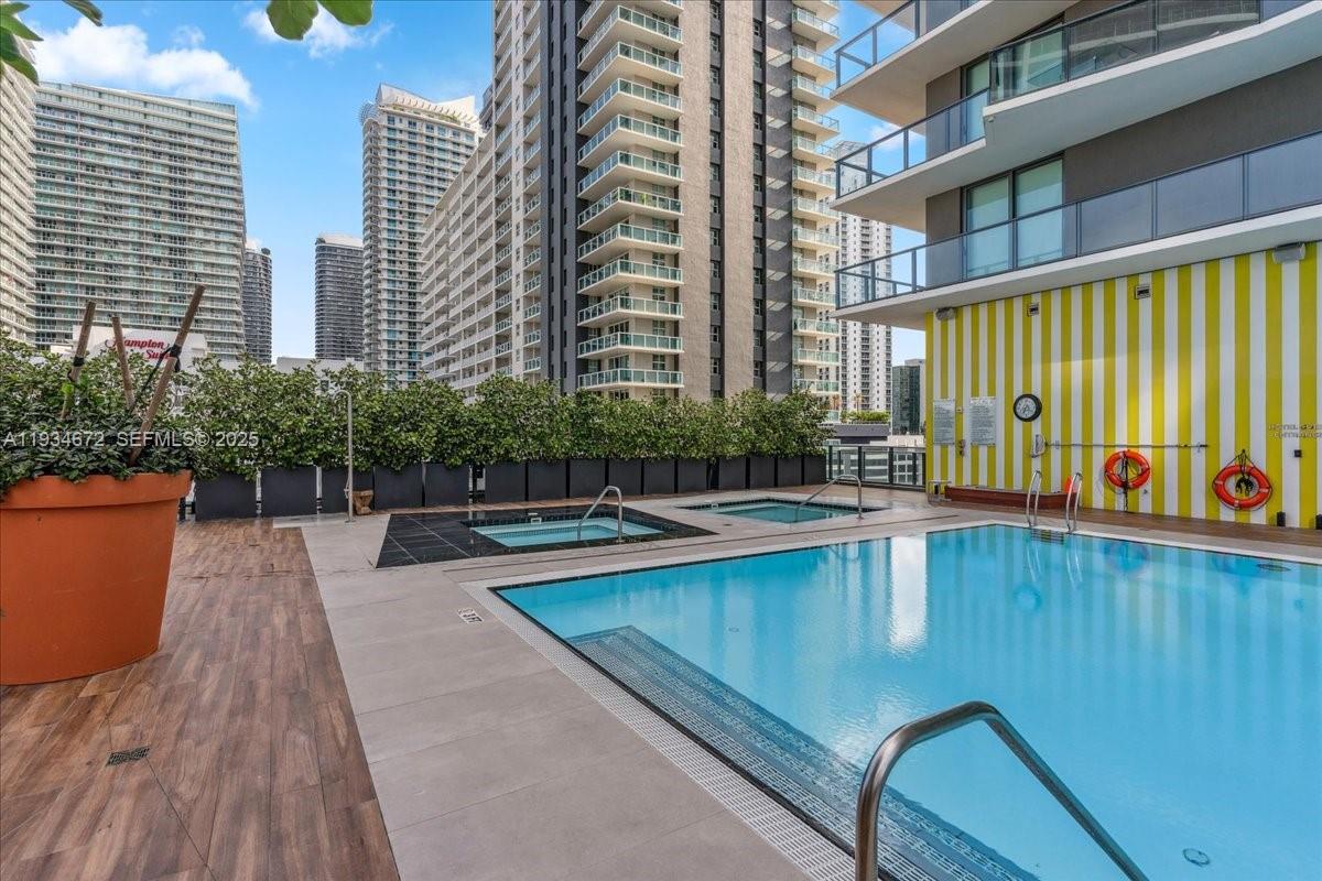 image Dua Miami (SLS Brickell)19