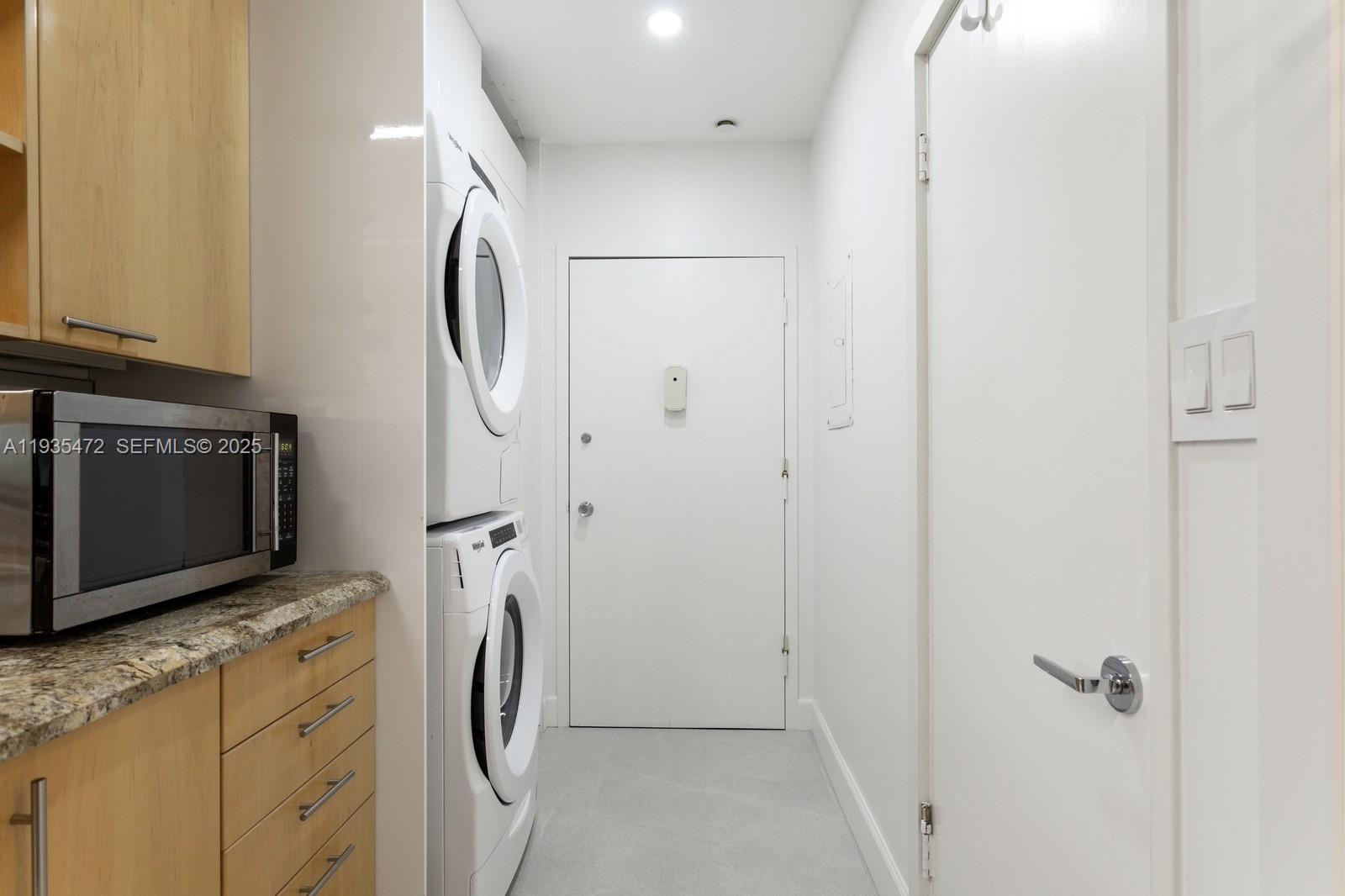 image Towers of Key Biscayne9