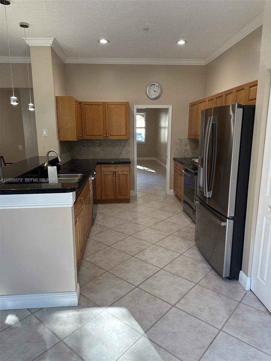 Undisclosed Address Weston, FL 33331