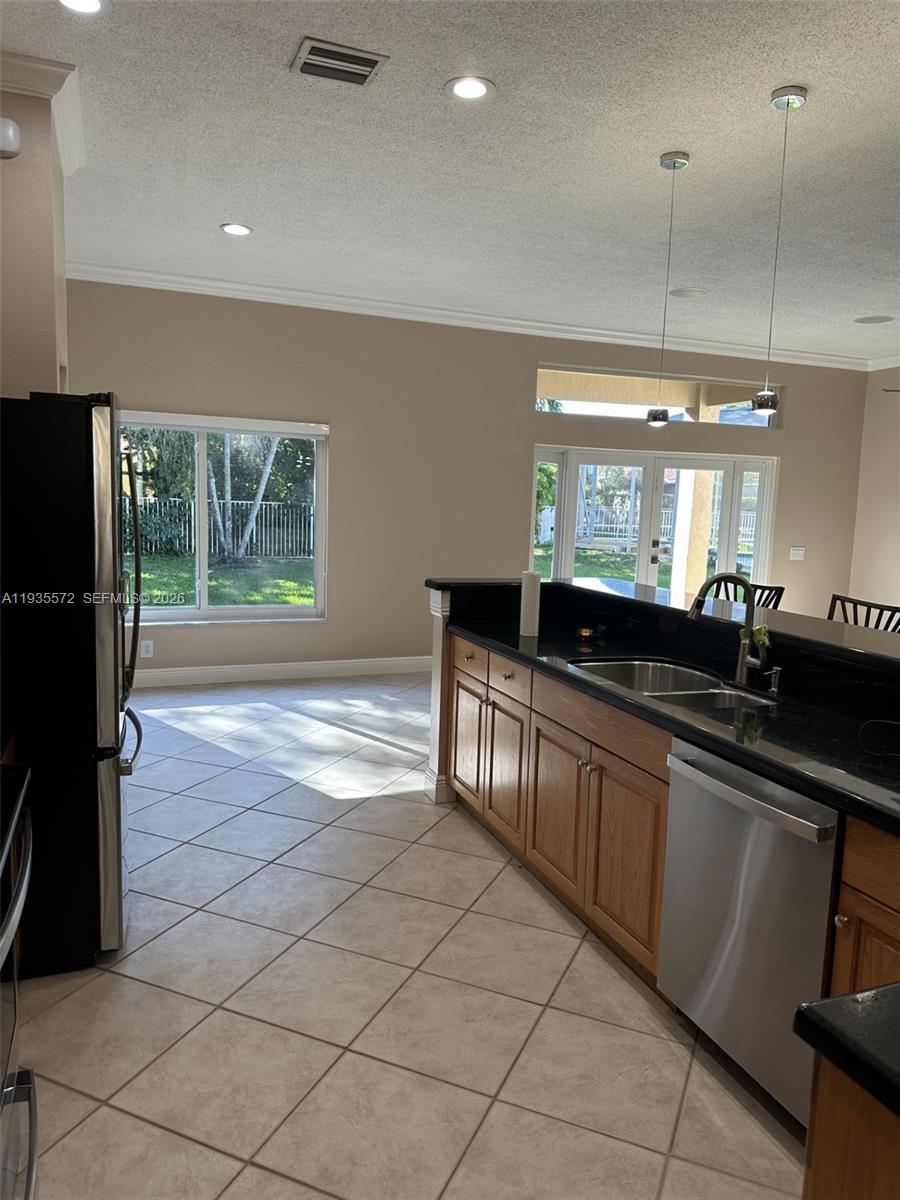 Undisclosed Address Weston, FL 33331