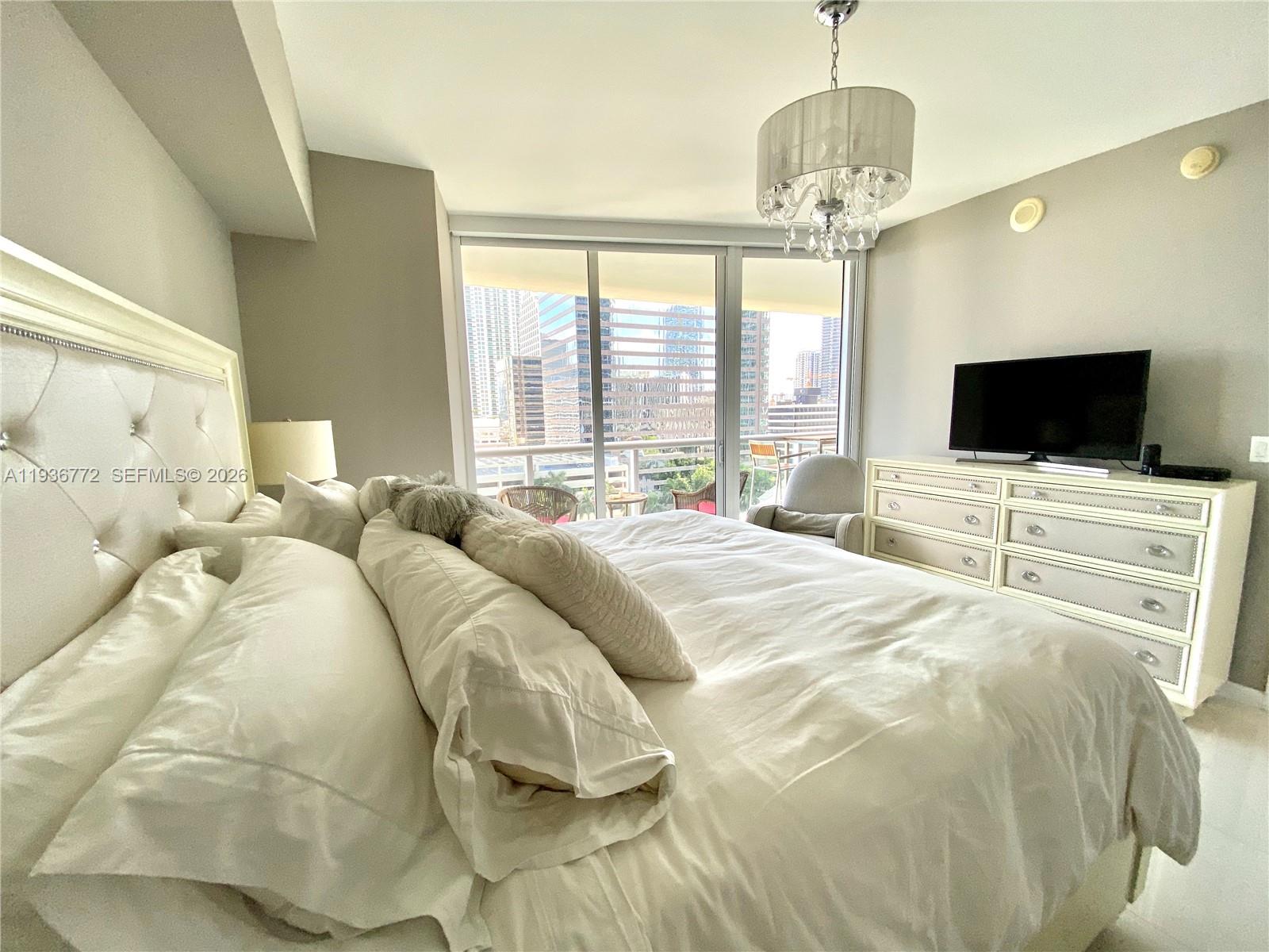 image Icon Brickell II12