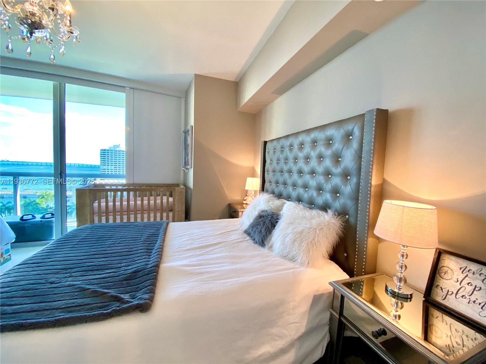 image Icon Brickell II23