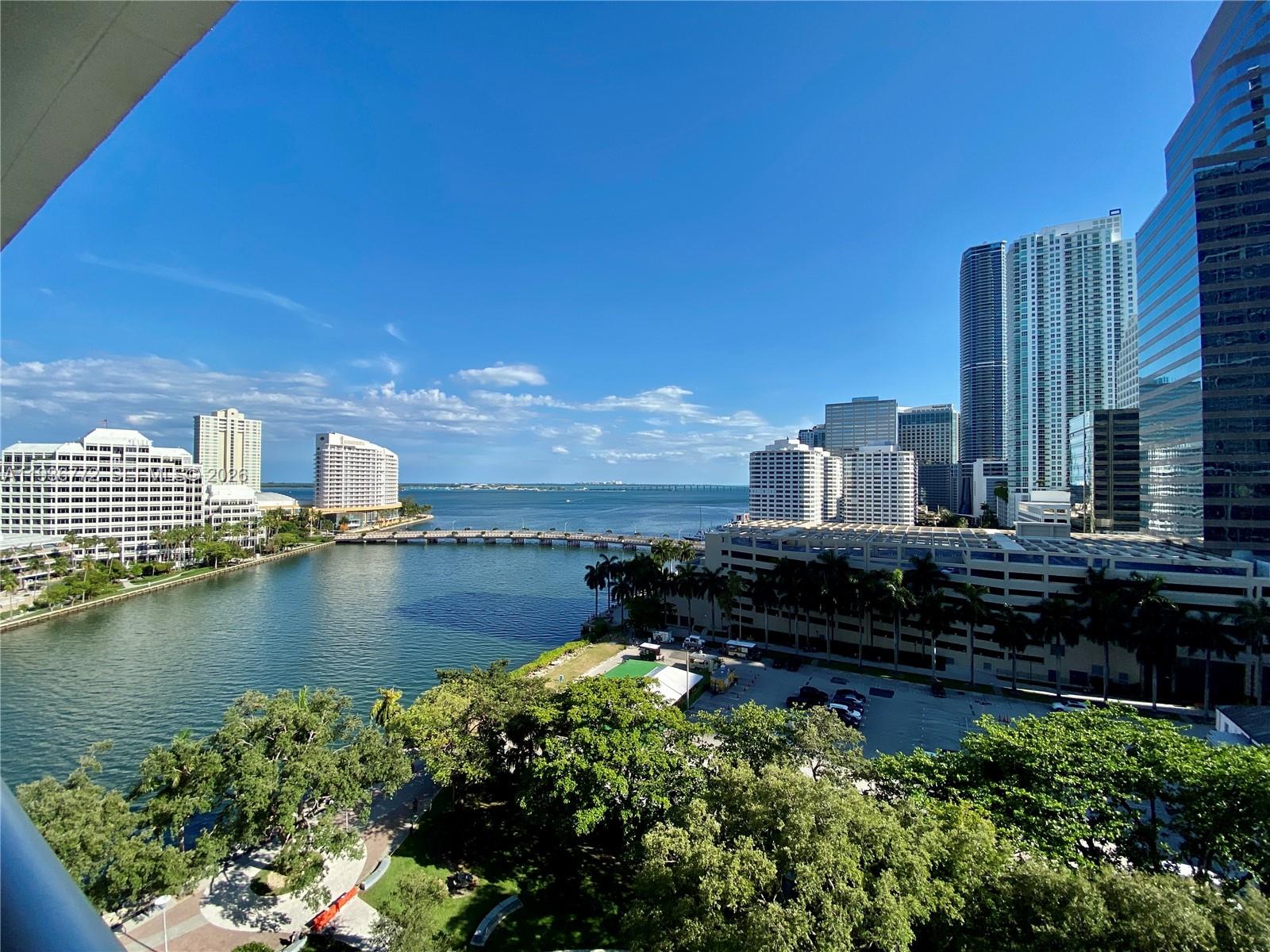image Icon Brickell II7
