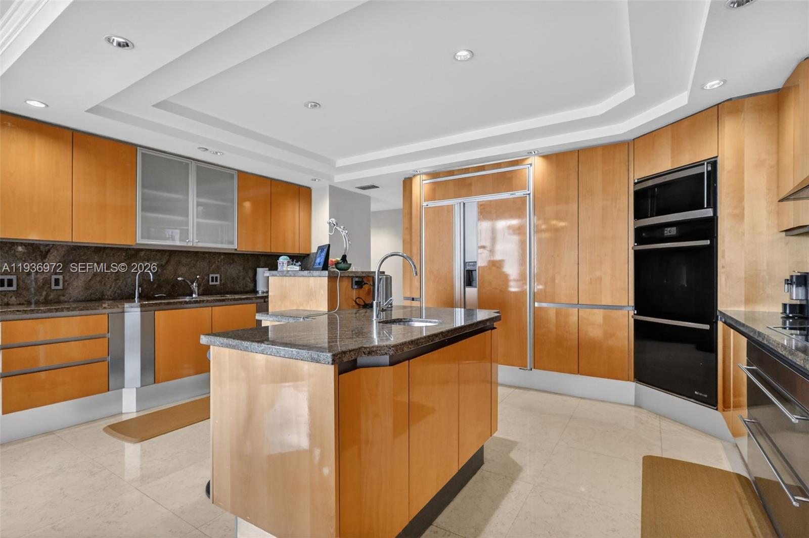 2600 Island Blvd #3006 Aventura, FL 33160