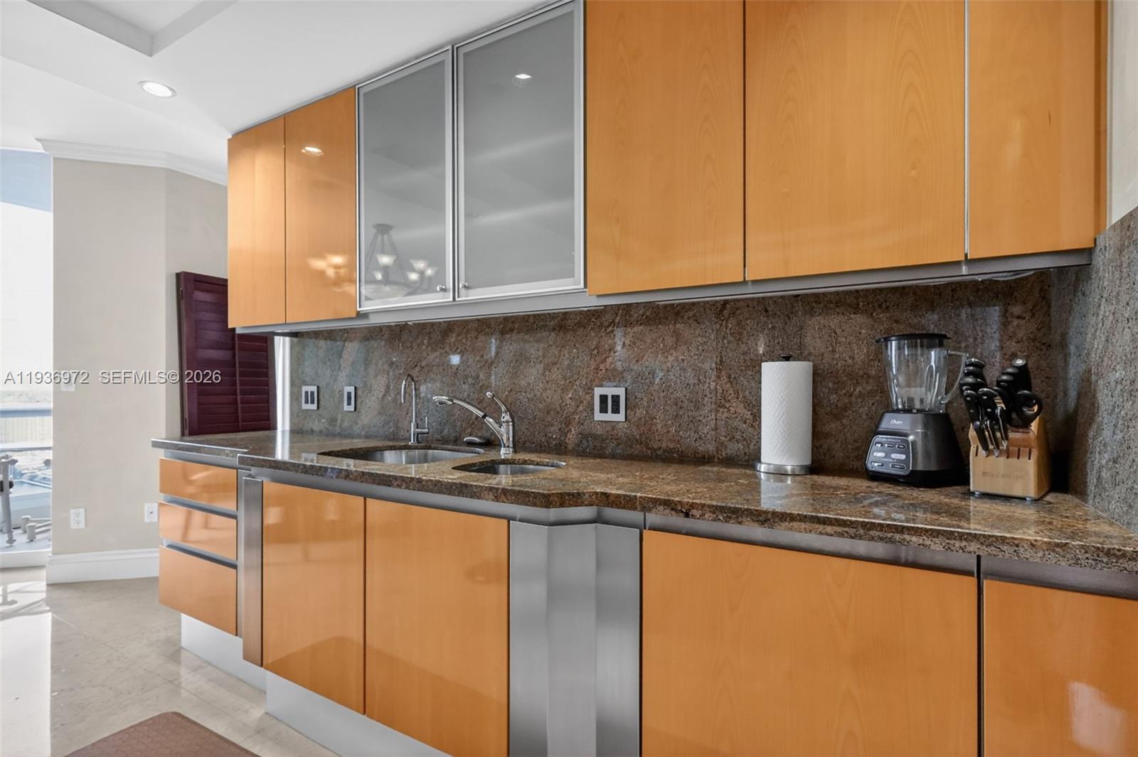 2600 Island Blvd #3006 Aventura, FL 33160