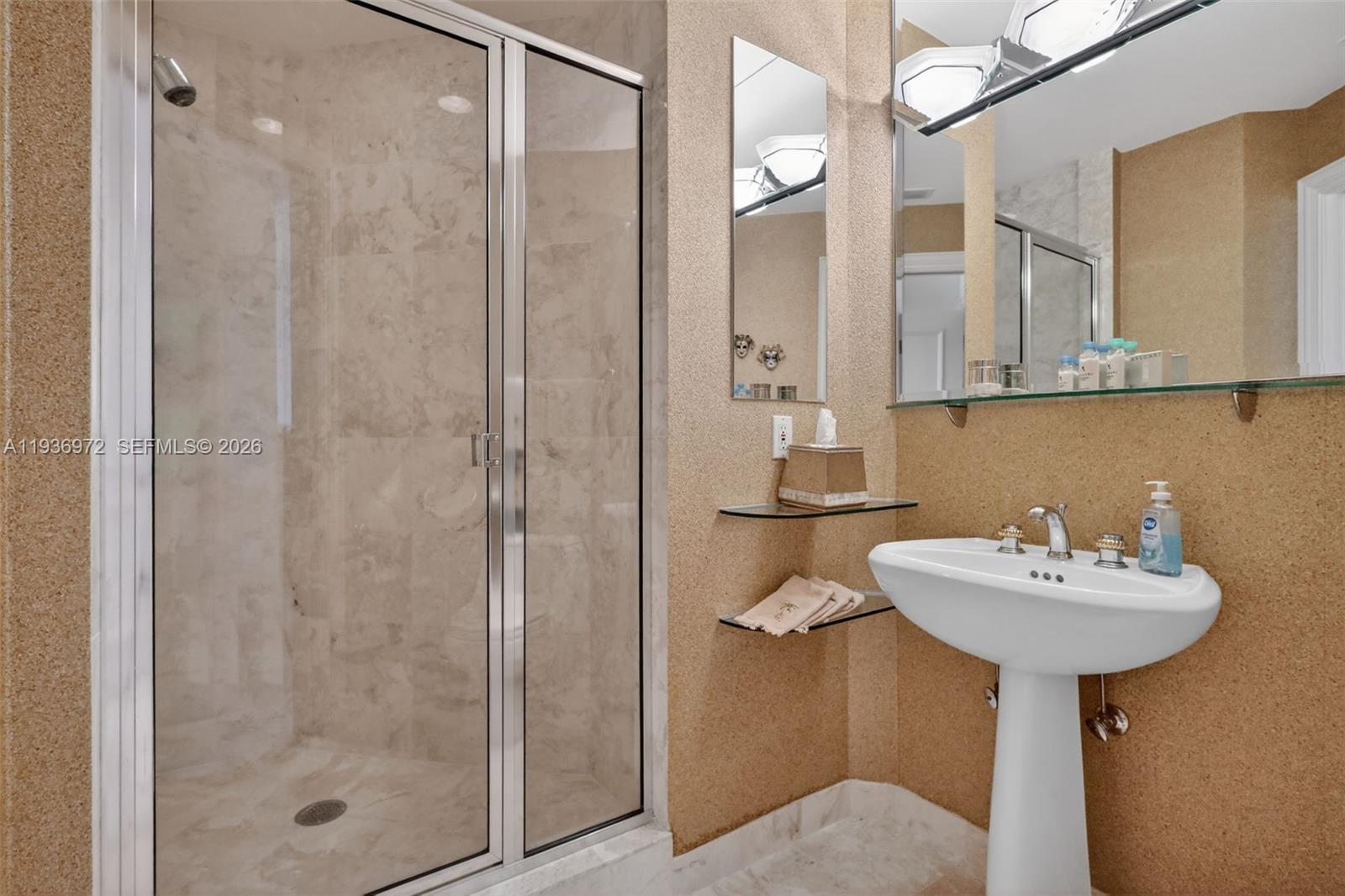 2600 Island Blvd #3006 Aventura, FL 33160