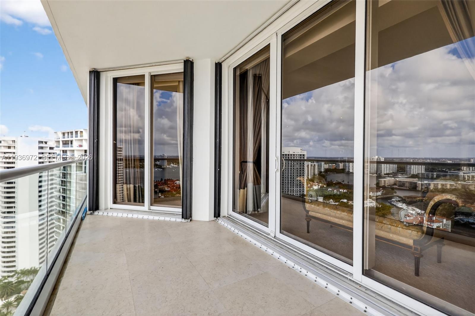 2600 Island Blvd #3006 Aventura, FL 33160