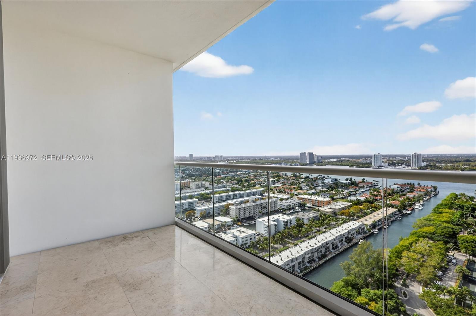 2600 Island Blvd #3006 Aventura, FL 33160