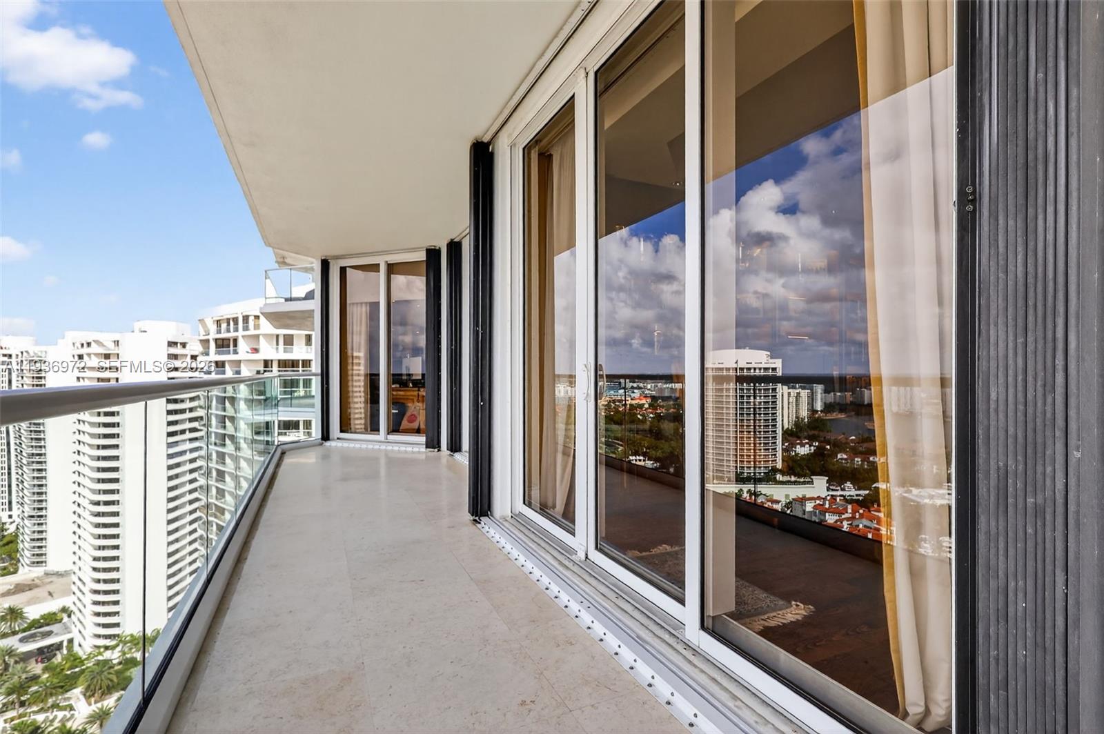 2600 Island Blvd #3006 Aventura, FL 33160