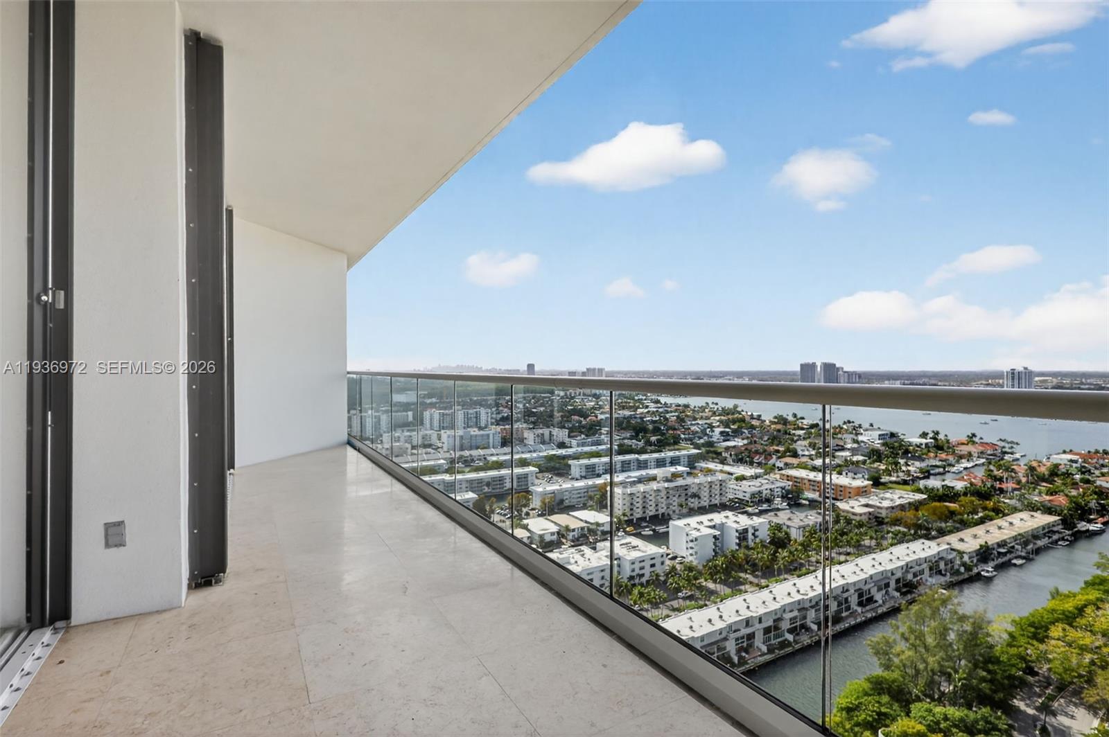 2600 Island Blvd #3006 Aventura, FL 33160