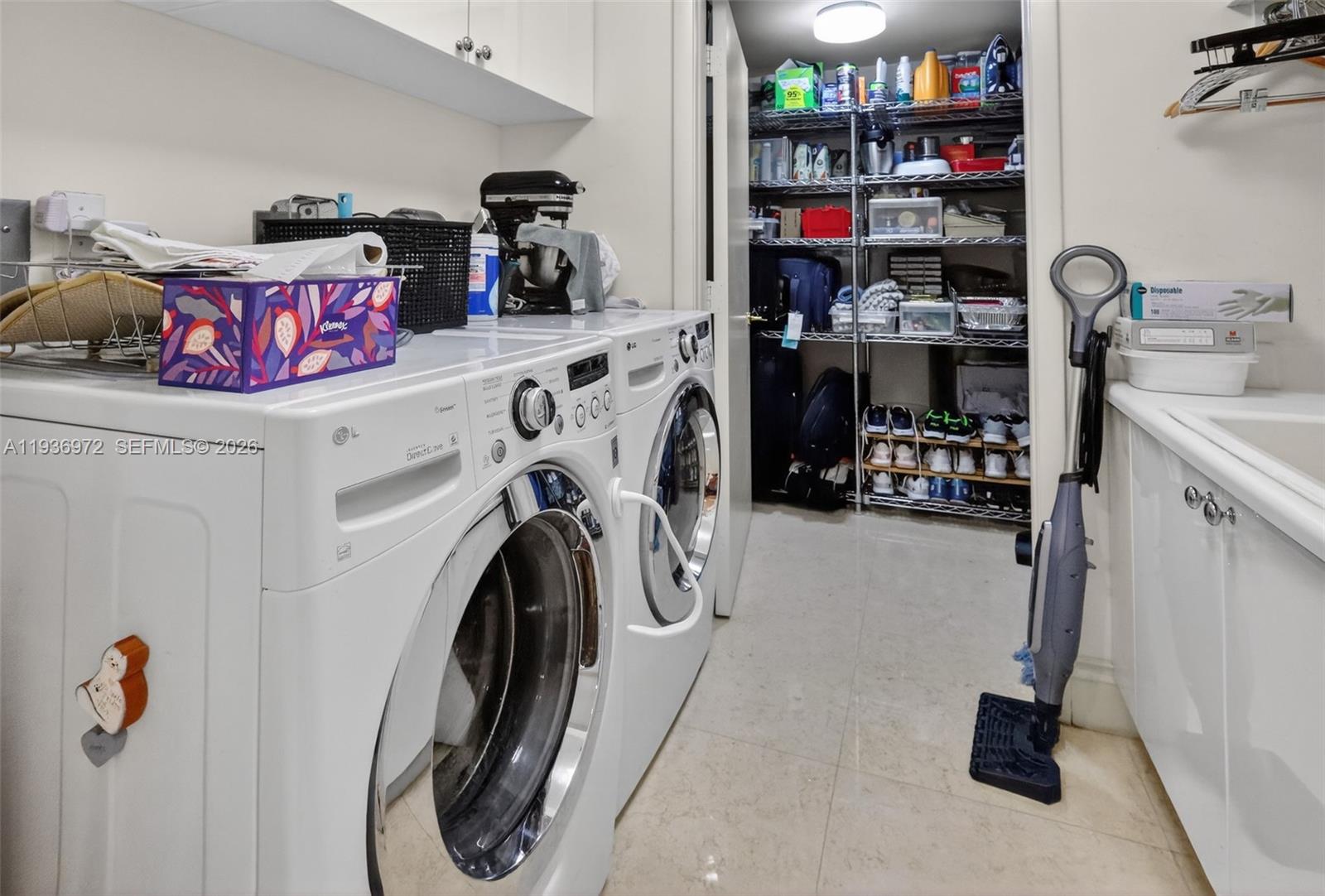 2600 Island Blvd #3006 Aventura, FL 33160