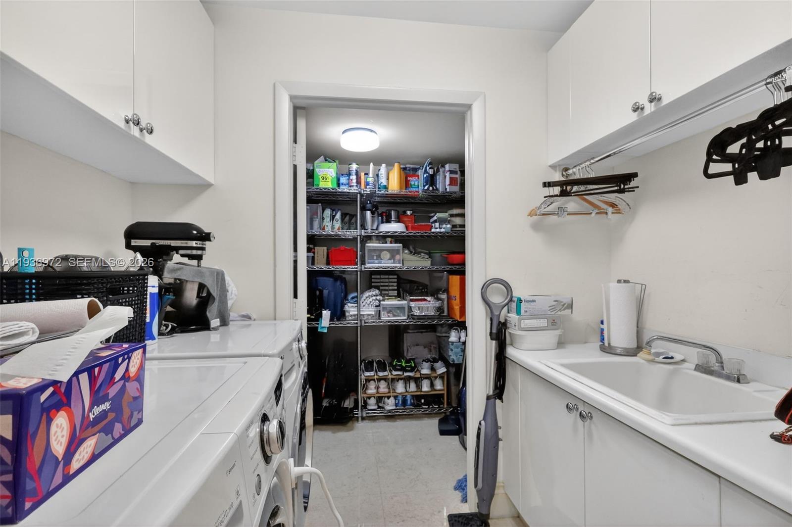 2600 Island Blvd #3006 Aventura, FL 33160