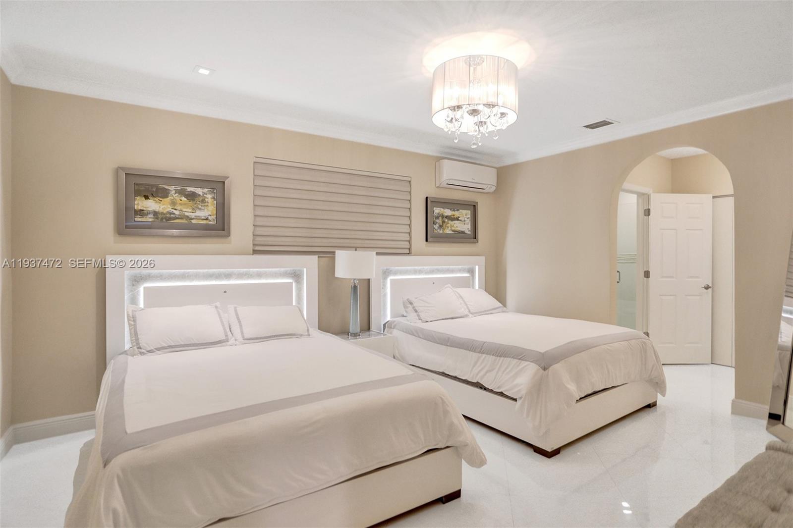 8843 Hawthorne Ave Surfside, FL 33154