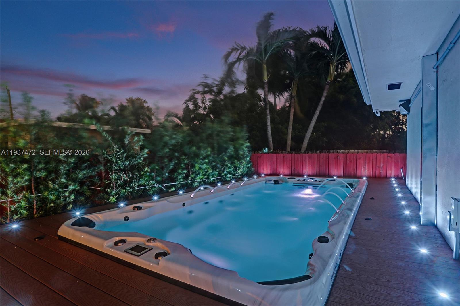 8843 Hawthorne Ave Surfside, FL 33154