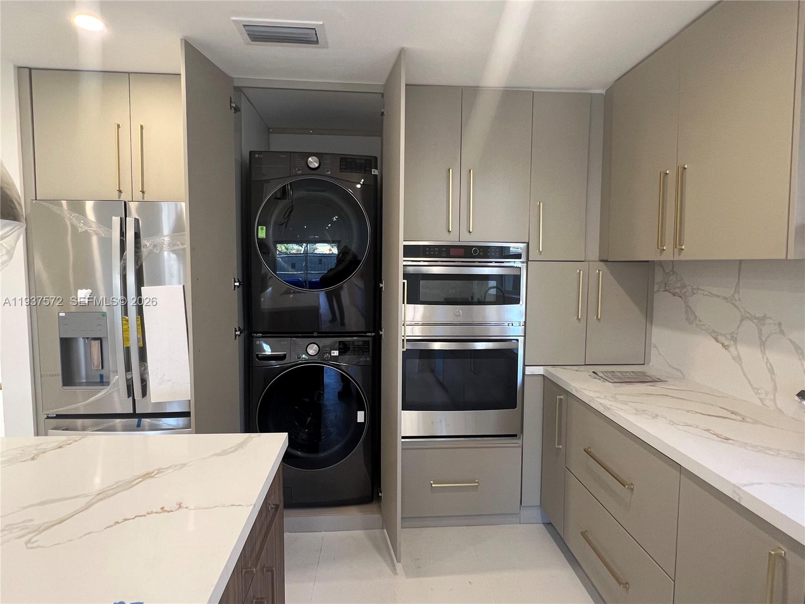 Undisclosed Address Miami, FL 33125