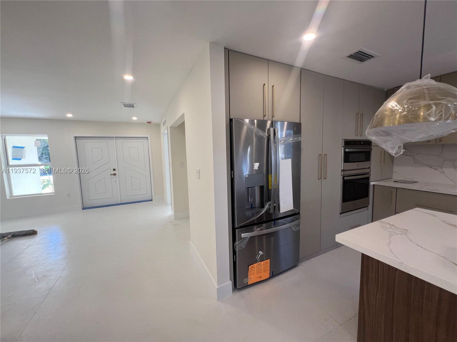 Undisclosed Address Miami, FL 33125