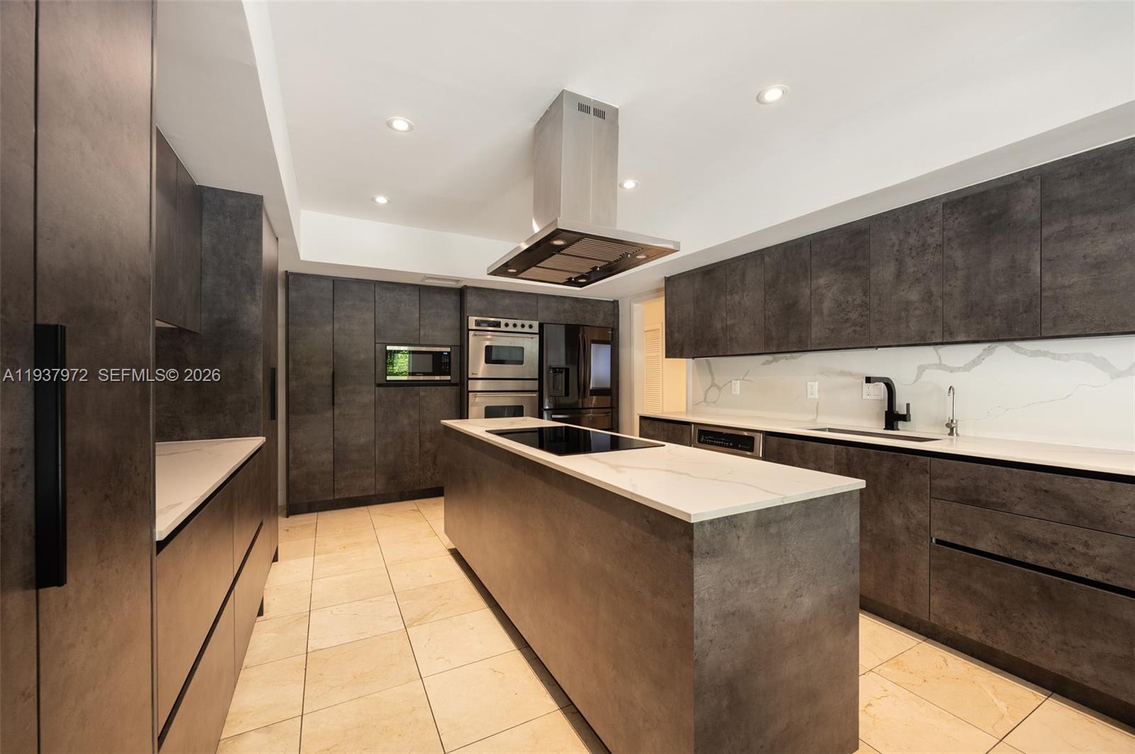 7230 Vistalmar St Coral Gables, FL 33143