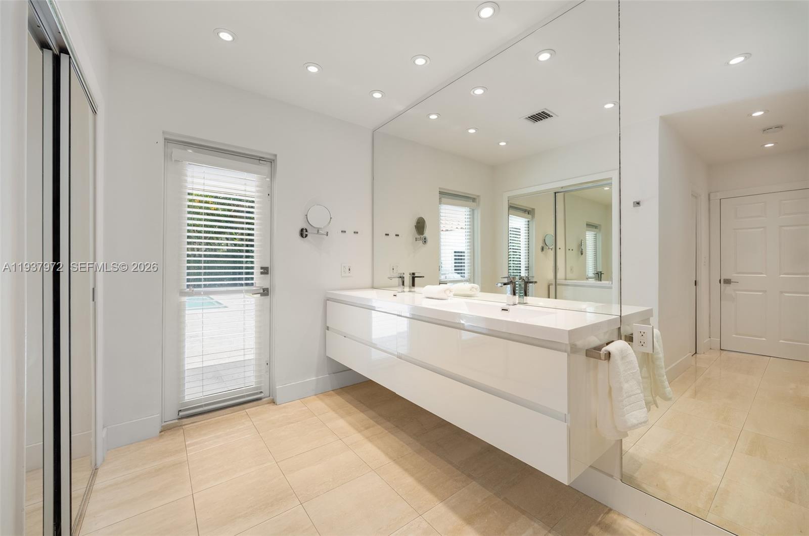 7230 Vistalmar St Coral Gables, FL 33143