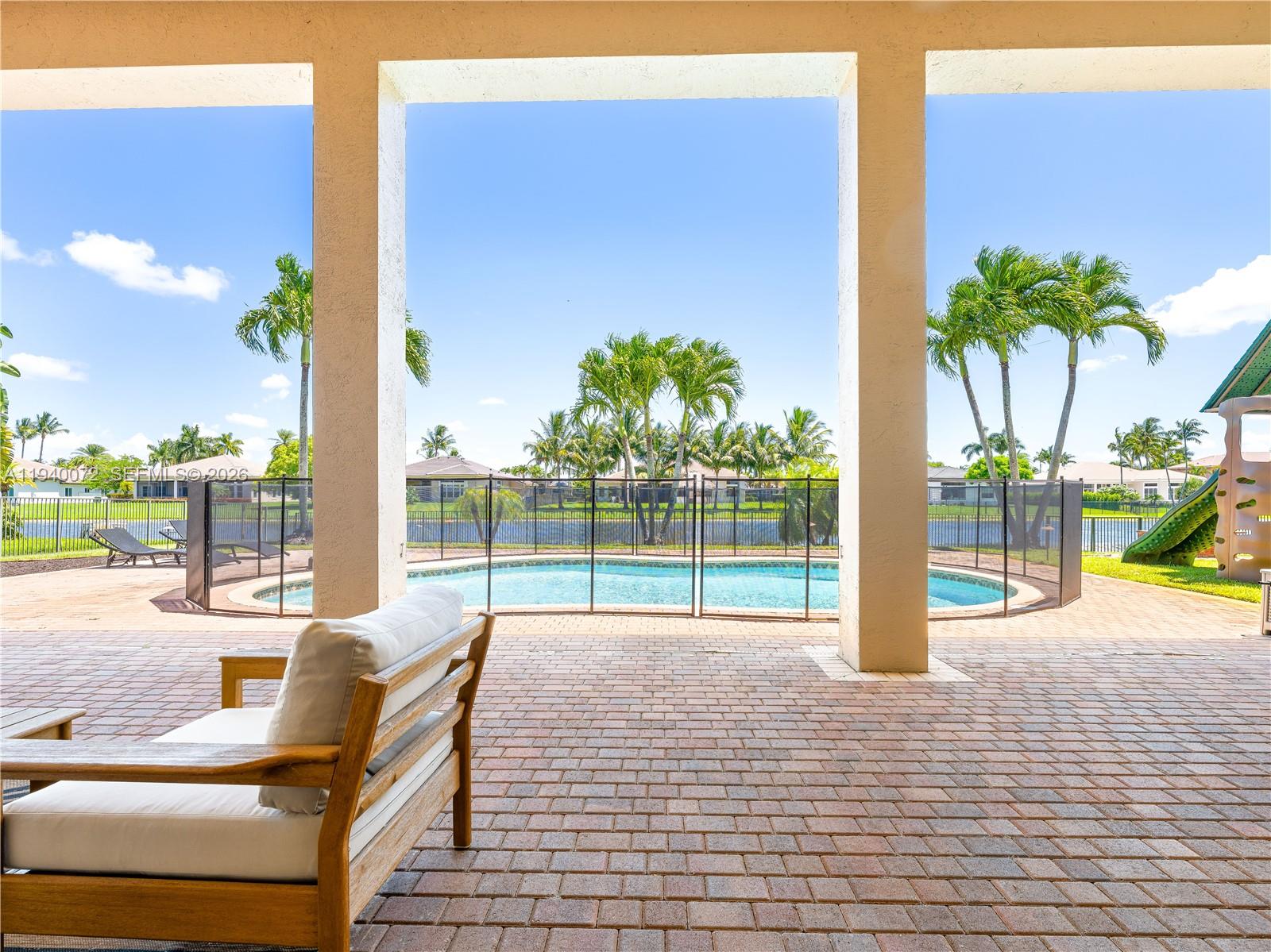 15016 SW 35th St Davie, FL 33331