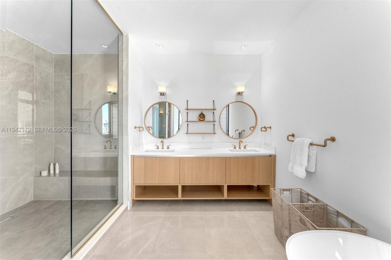 515 Valencia Ave #1103 Coral Gables, FL 33134