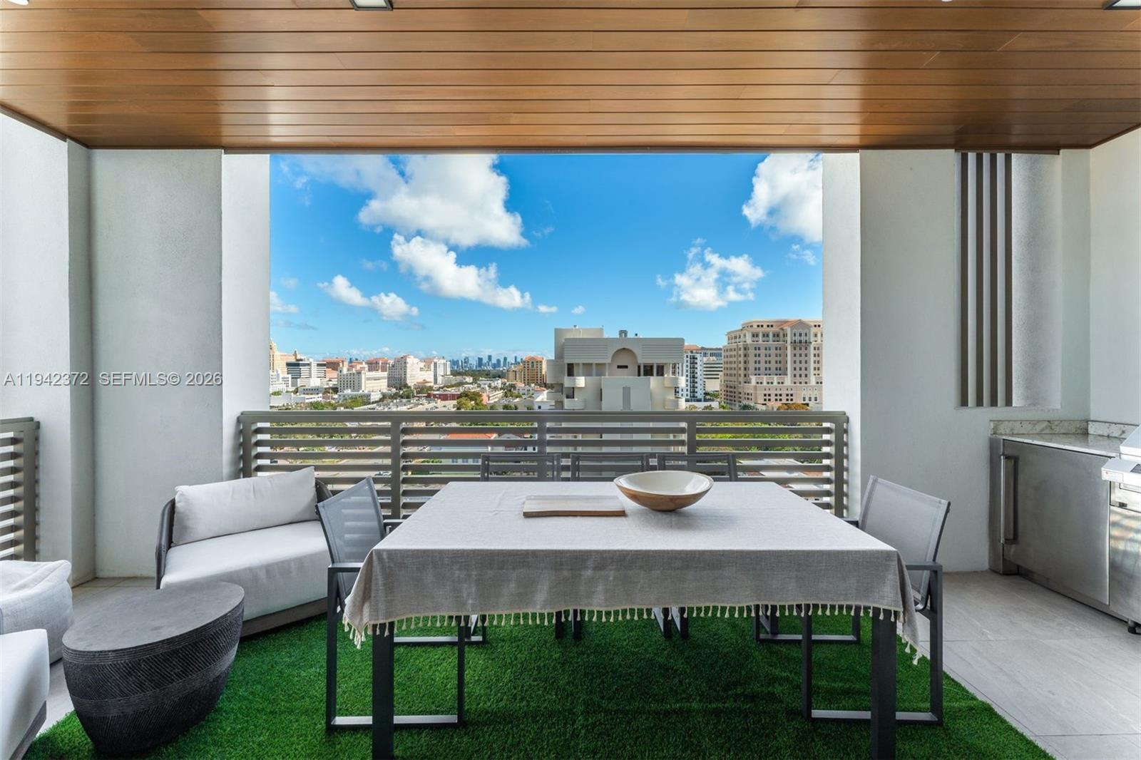 515 Valencia Ave #1103 Coral Gables, FL 33134