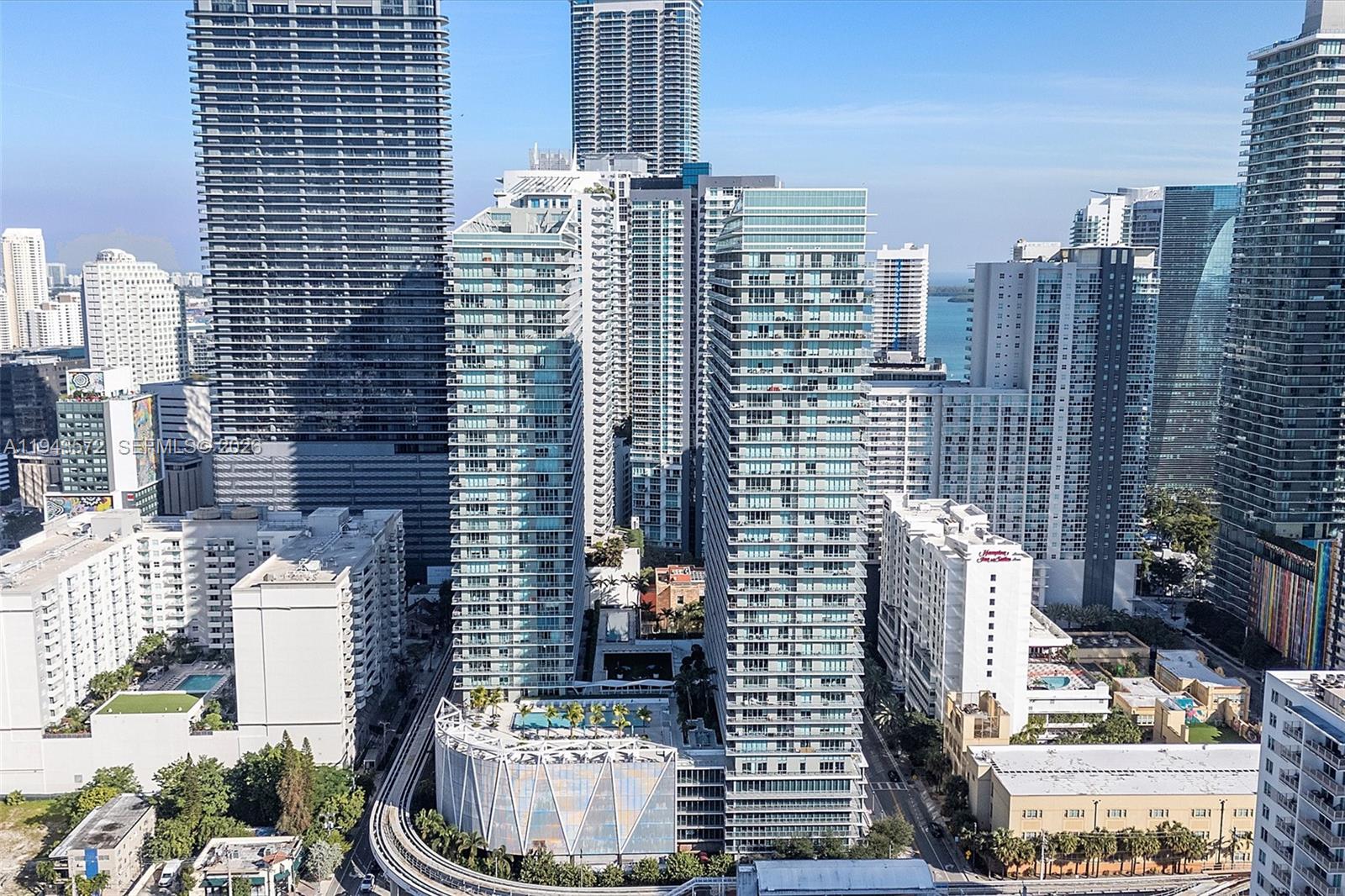 image The Axis On Brickell Cond1