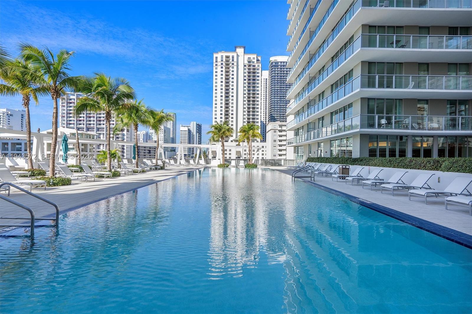 image The Axis On Brickell Cond2