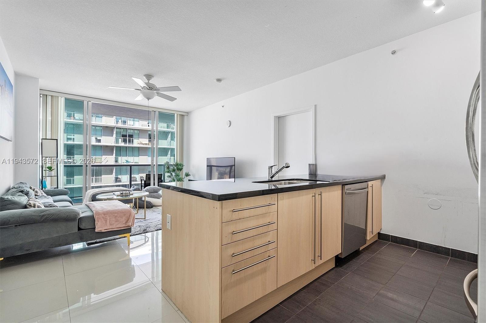 image The Axis On Brickell Cond6