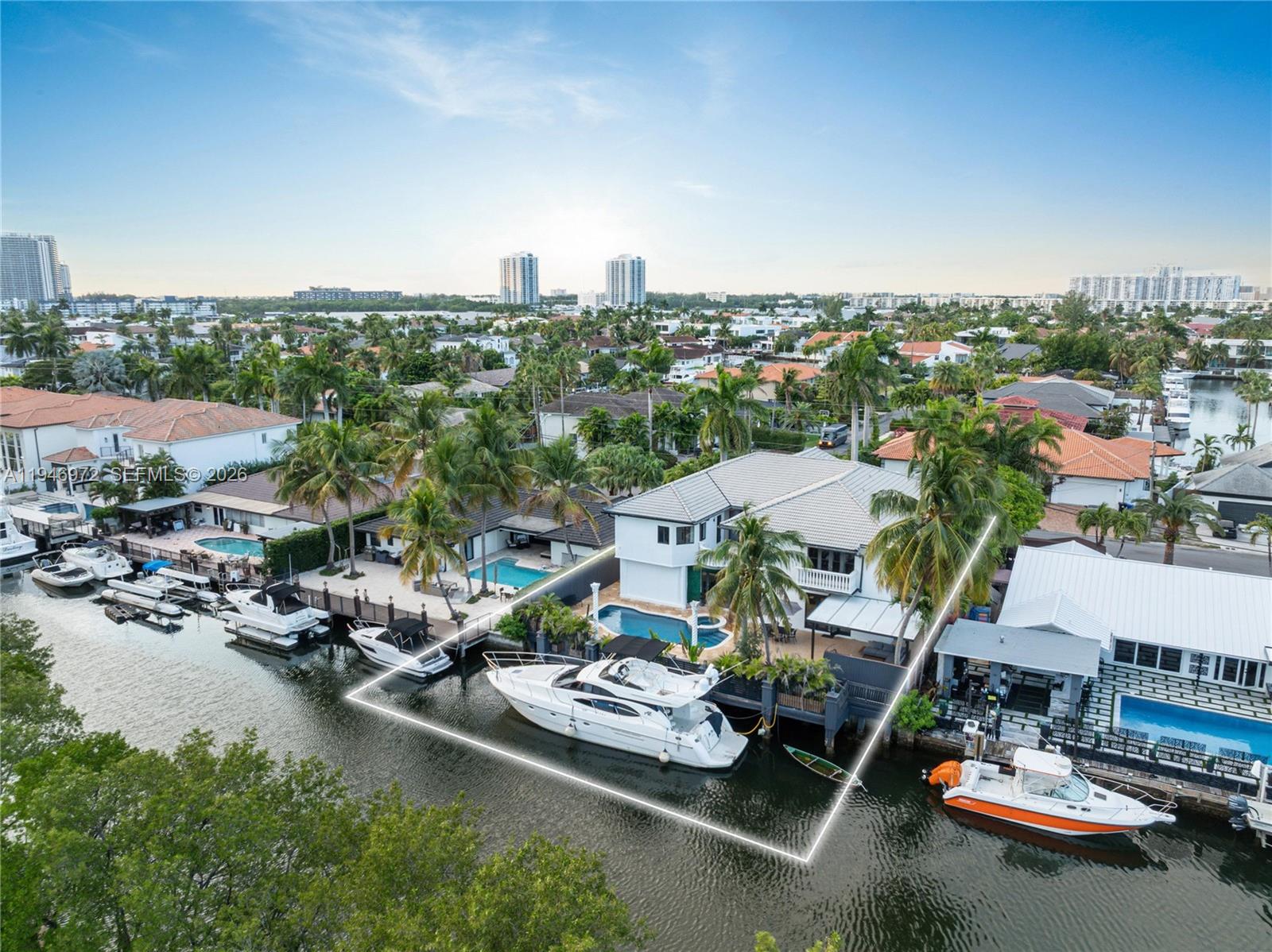 3400 NE 164th St Eastern Shores, FL 33160