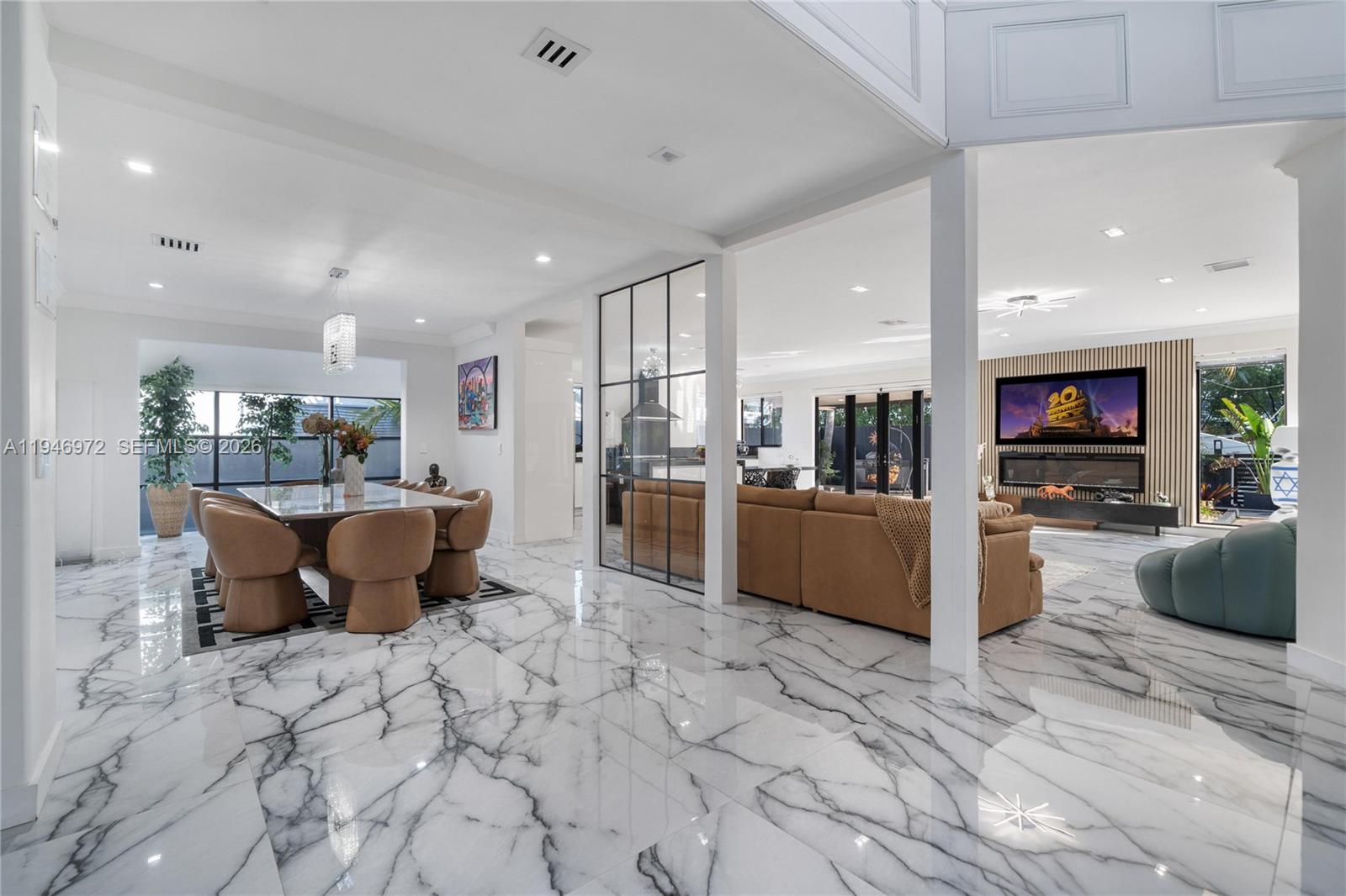 3400 NE 164th St Eastern Shores, FL 33160