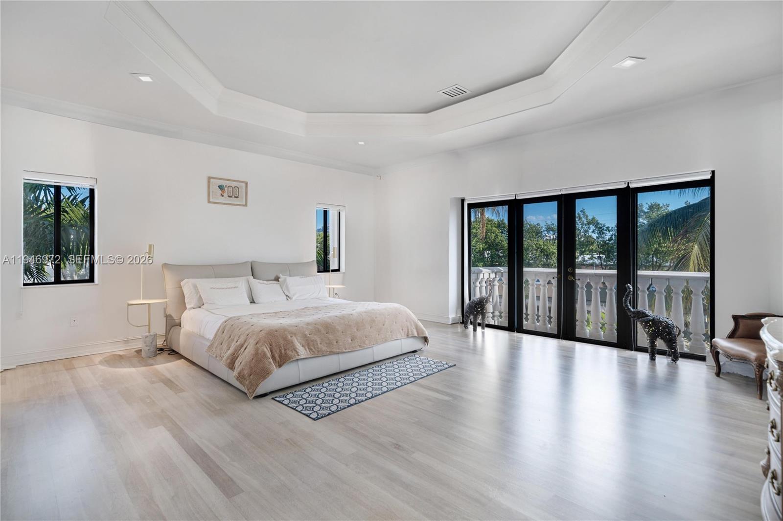 3400 NE 164th St Eastern Shores, FL 33160