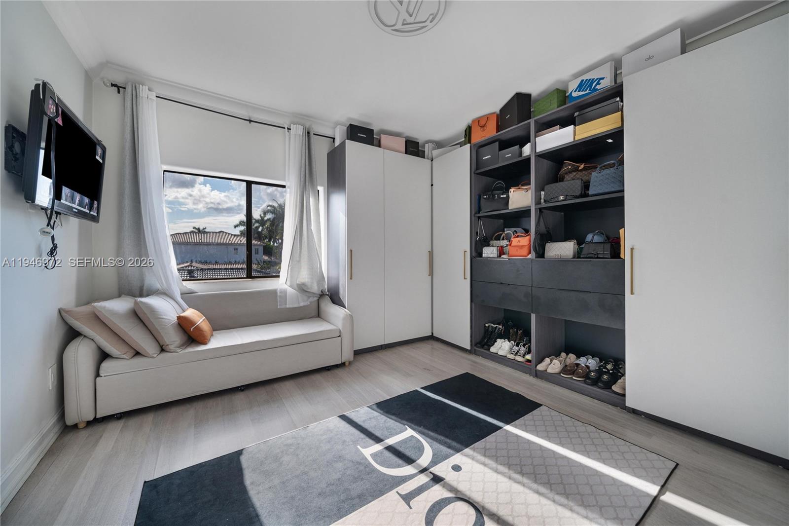 3400 NE 164th St Eastern Shores, FL 33160