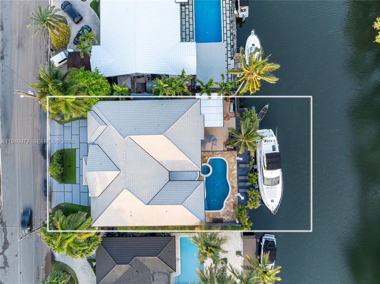 3400 NE 164th St Eastern Shores, FL 33160