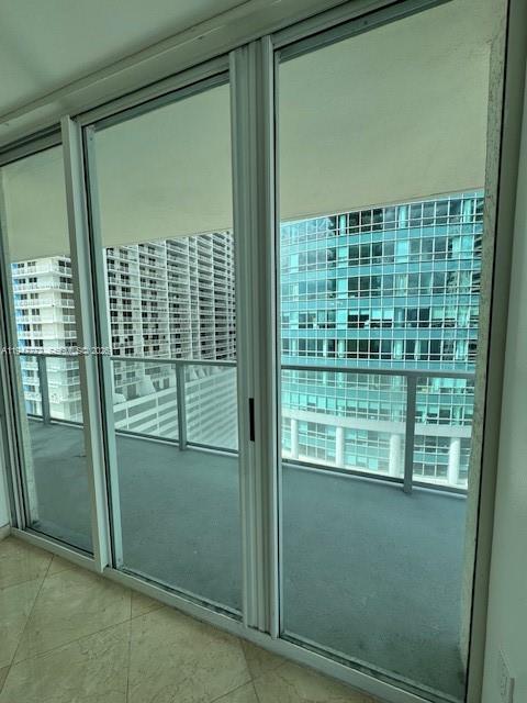 image The Mark on Brickell14