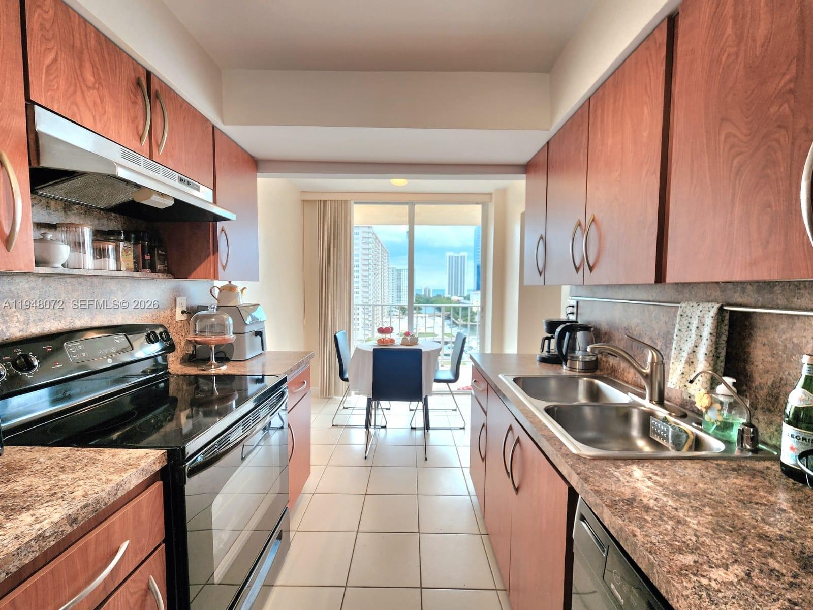 image Winston Towers 7001