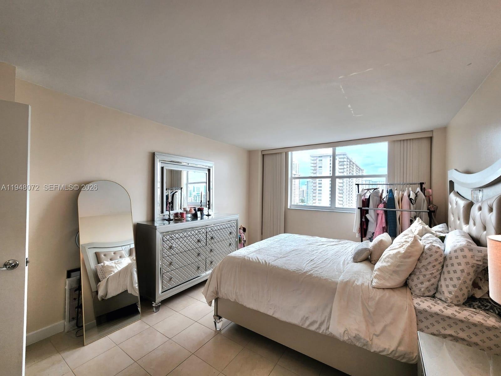 image Winston Towers 70027