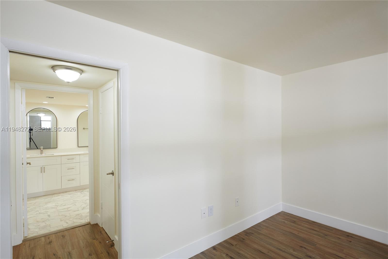 5845 Collins Ave #304 Miami Beach, FL 33140