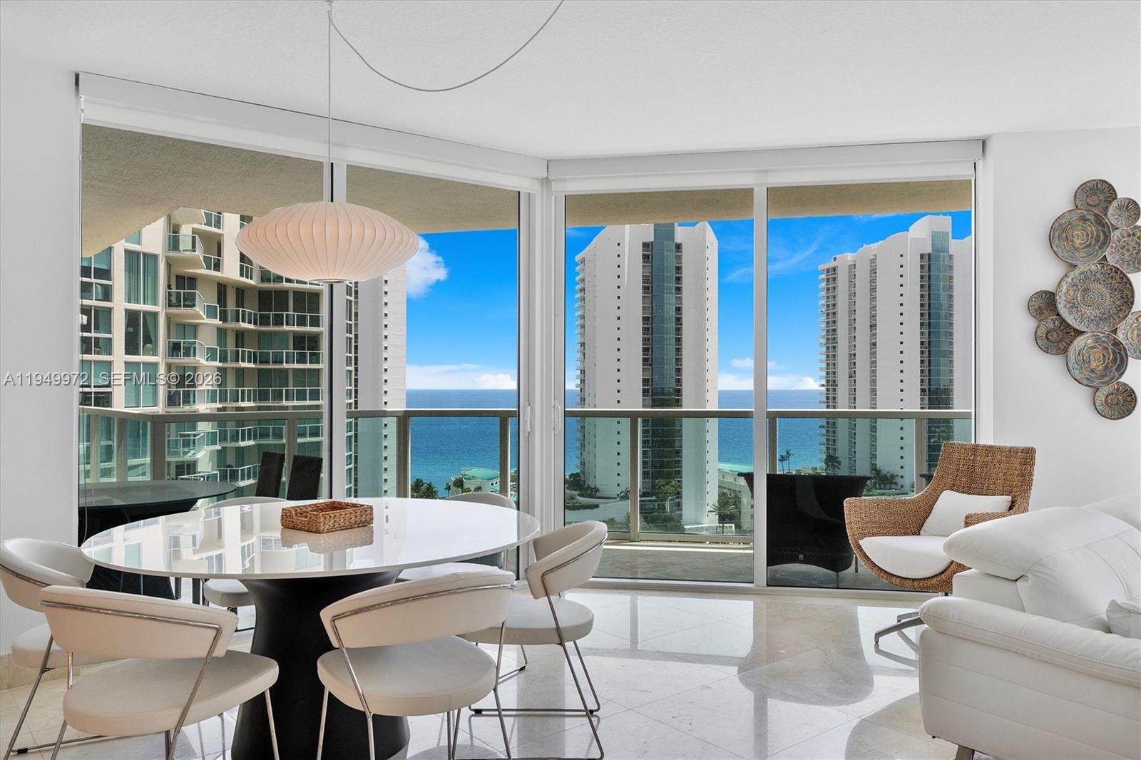 image St Tropez Sunny Isles1
