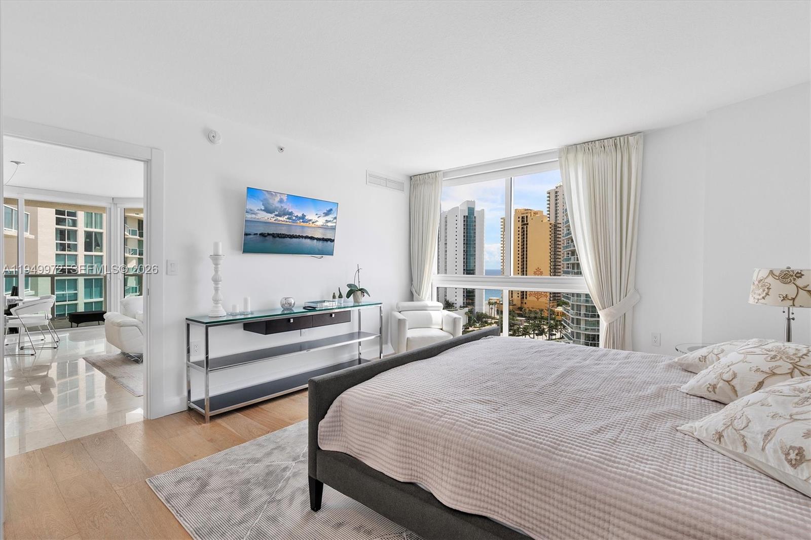 image St Tropez Sunny Isles21