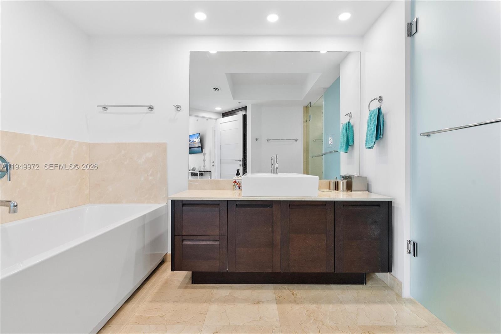 image St Tropez Sunny Isles26