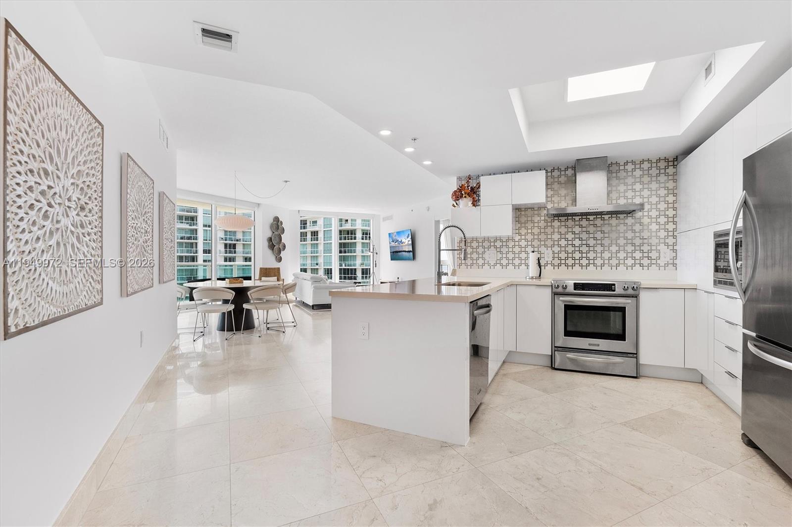 image St Tropez Sunny Isles2