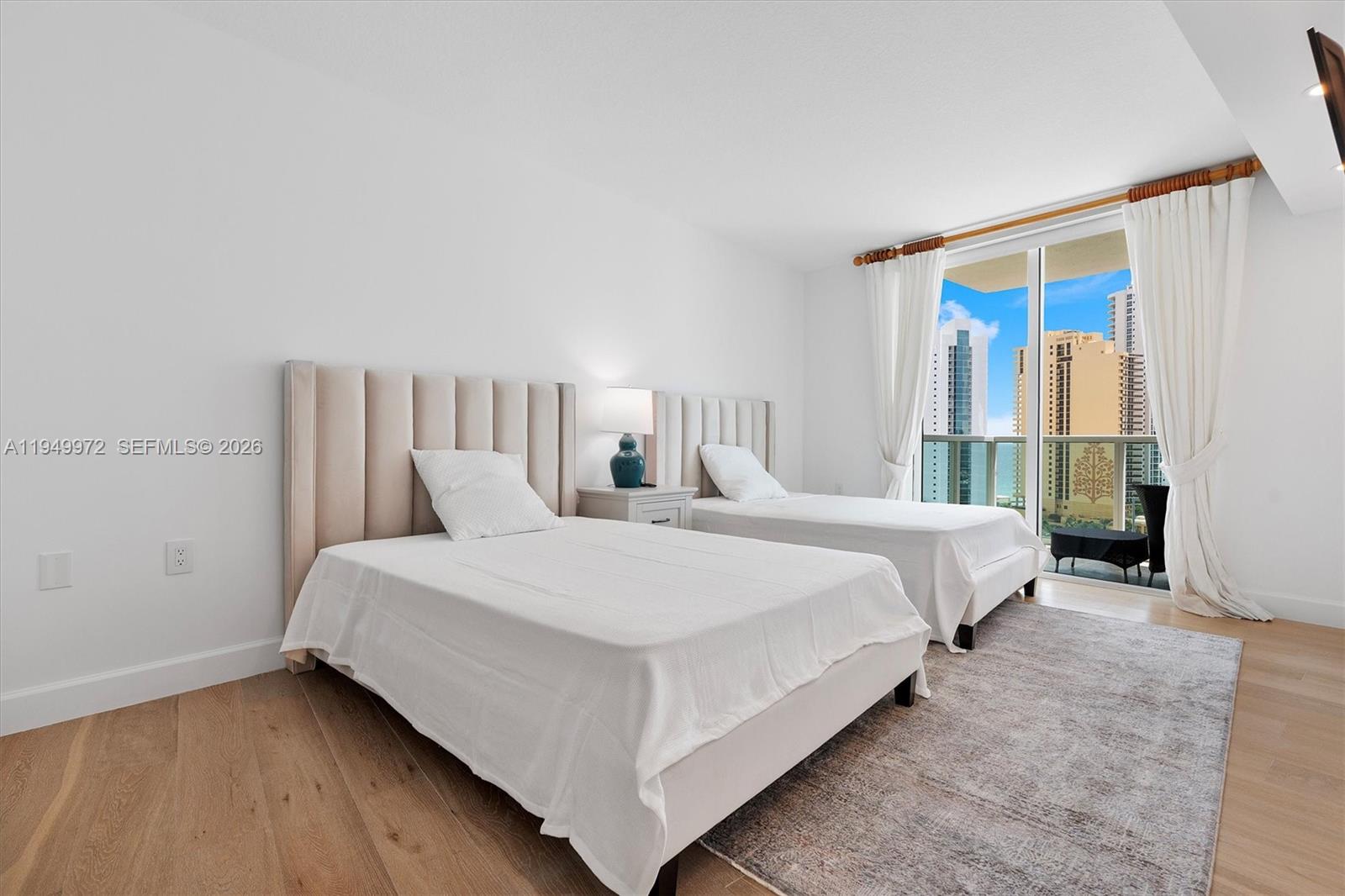 image St Tropez Sunny Isles32